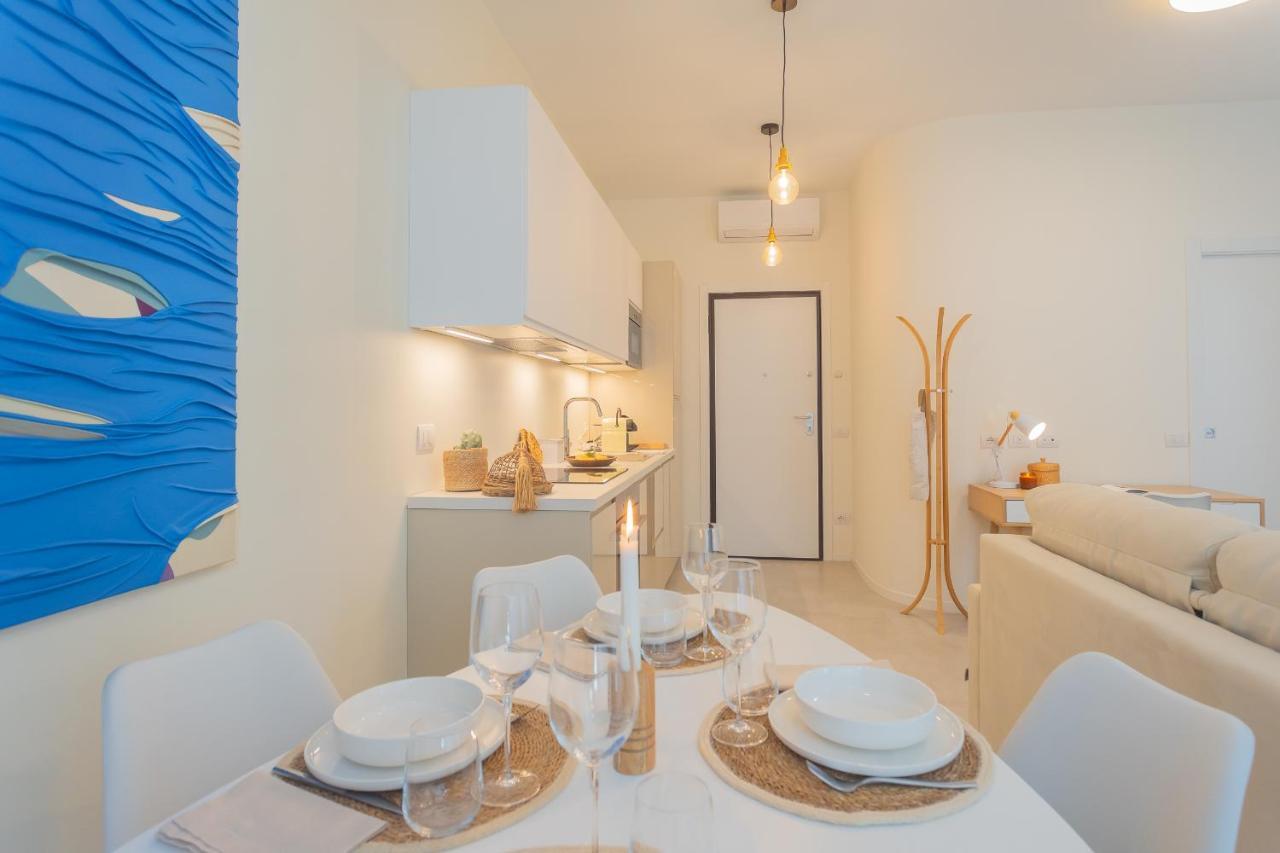 Enchanted Como Lake - City Apartment 2 By Rent All كومو المظهر الخارجي الصورة