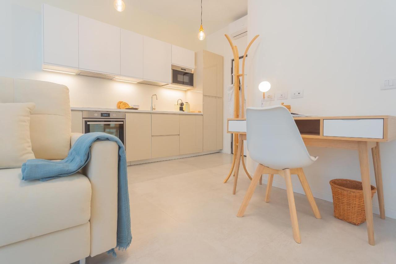 Enchanted Como Lake - City Apartment 2 By Rent All كومو المظهر الخارجي الصورة